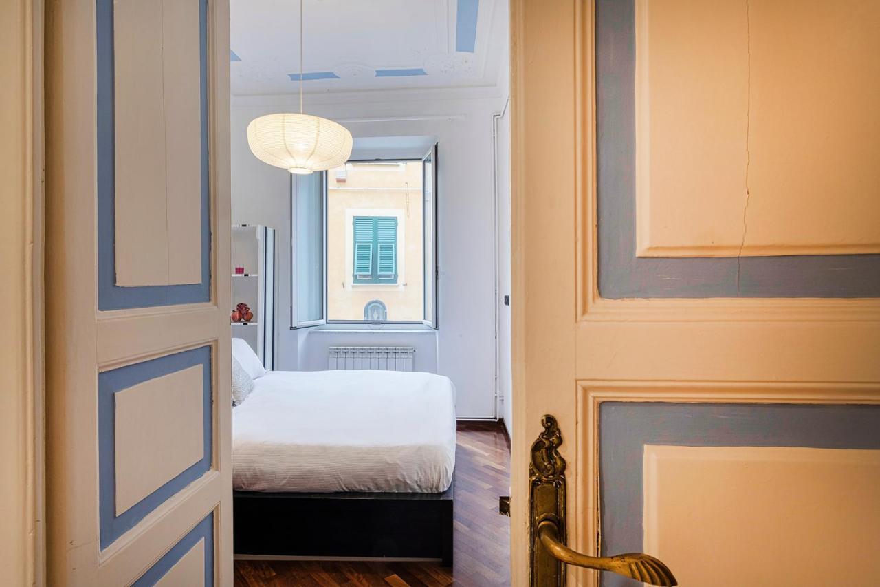 Santa Chiara Apartment By Wonderful Italy Генуа Екстериор снимка